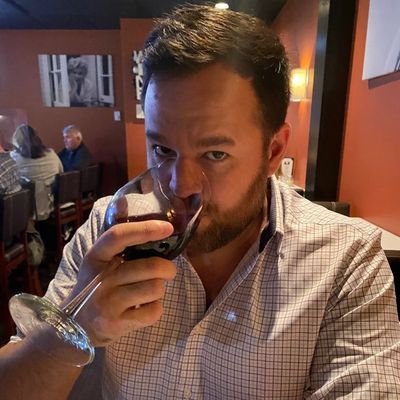Wine-drinking-twitter-profile-pic